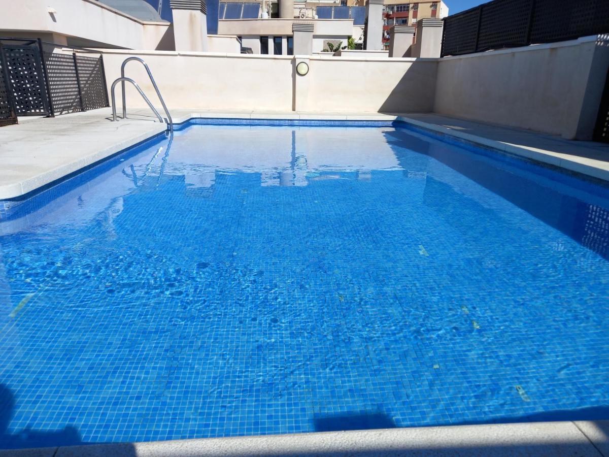 Apartamento Eursu Centro Con Piscina Málaga Dış mekan fotoğraf